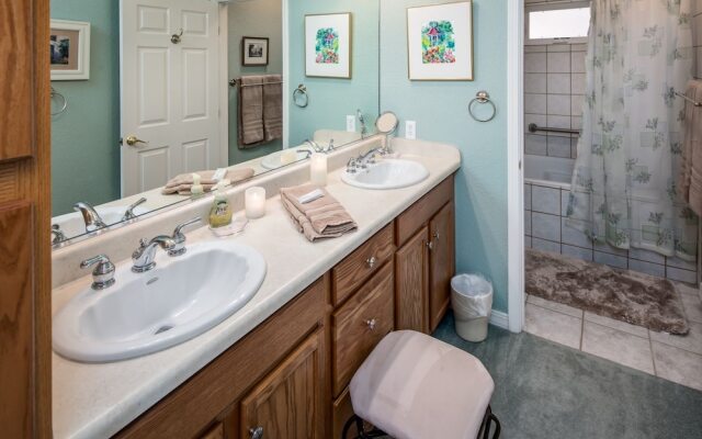 Linn Haven - Three Bedroom Cabin