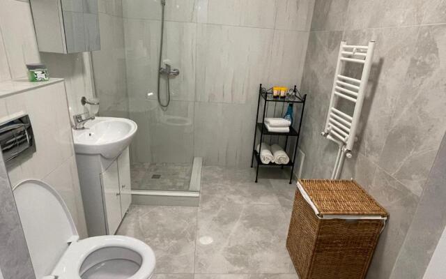 Jolie Luxury Apartments II