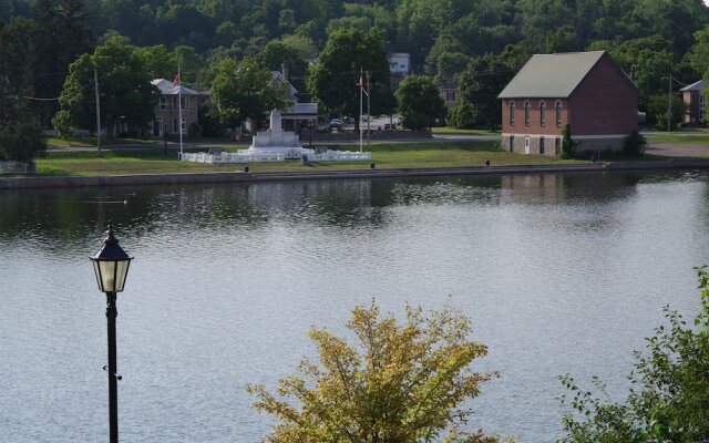 In Season Guest Suite