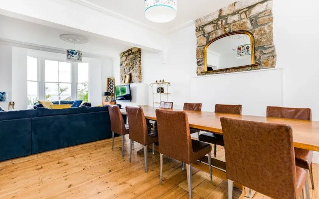 Accommodation Orla-Mo