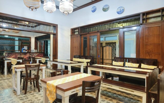 Oyo 461 Hotel Madukoro