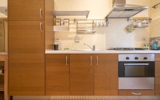 Romantic Pitti by Mmega