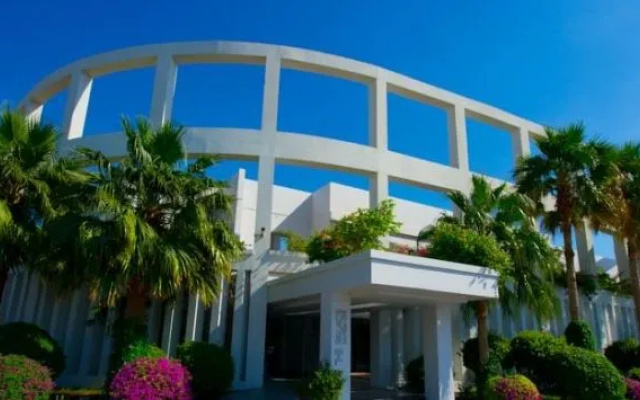 The Palace Bahrain Hotel