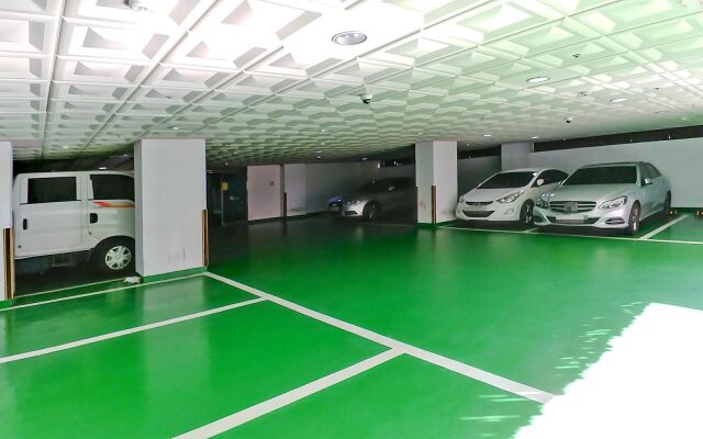 Busan Songdo Q Five Hotel