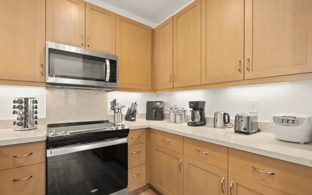 @ Marbella Lane - Paradise Point Close to Beaches