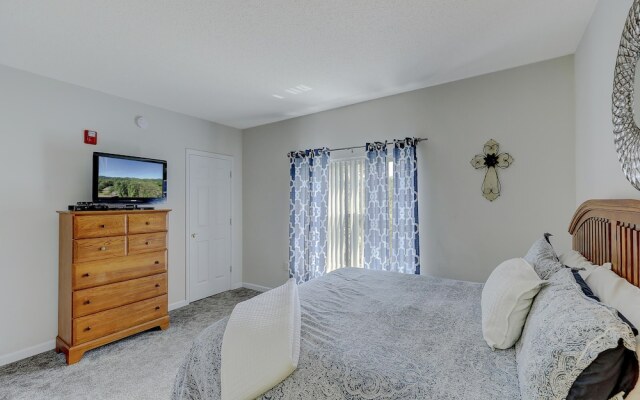 Whispering Pines Condos by VTrips