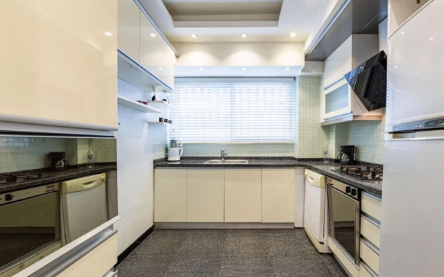 Comfy Flat Near Nisantasi and Taksim in Sisli