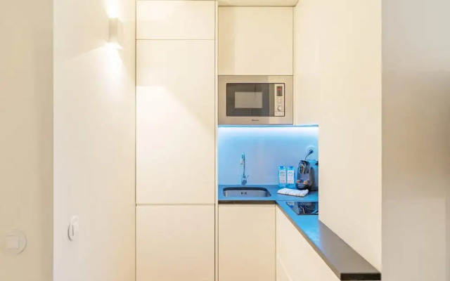 Cashmere Nightlife Studio 202