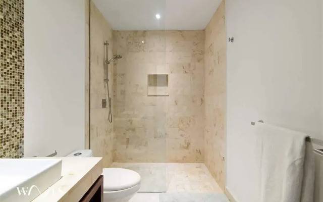2 Br. Luminous and Spacious Pool View Apt