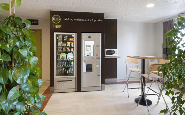B&B HOTEL Lyon Grand Stade Meyzieu