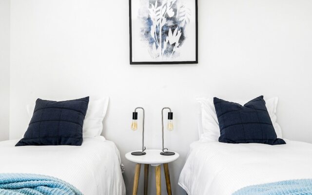 Adam + Eve - 2 Bedroom Luxury Apartment