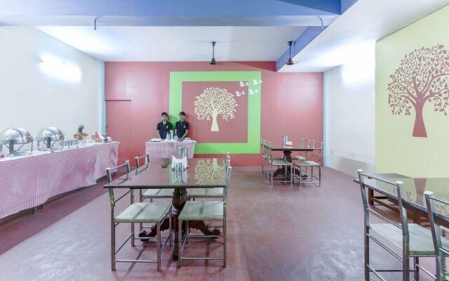 Treebo Grace Inn, 3 Min Walk From Promenade Beach