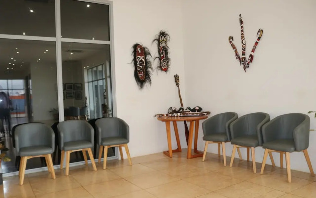 Cassowary Hotel