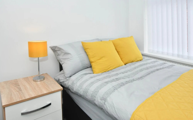 Townhouse @ Eastwood Place Stoke
