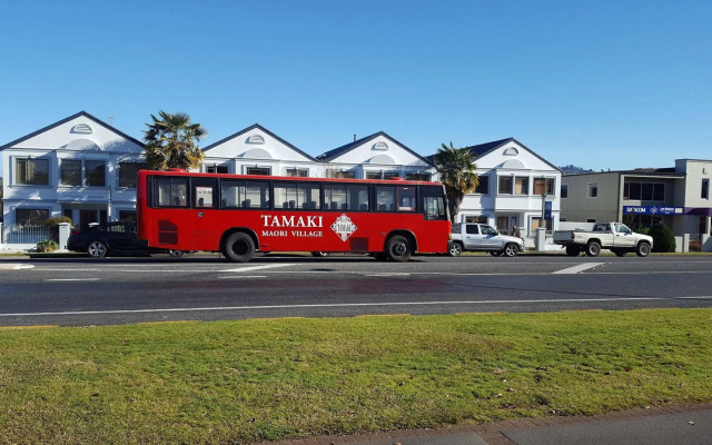 Kowhai & Colonial Motel