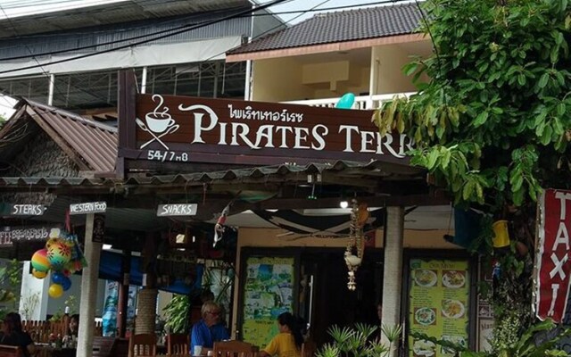 Pirates Terrace