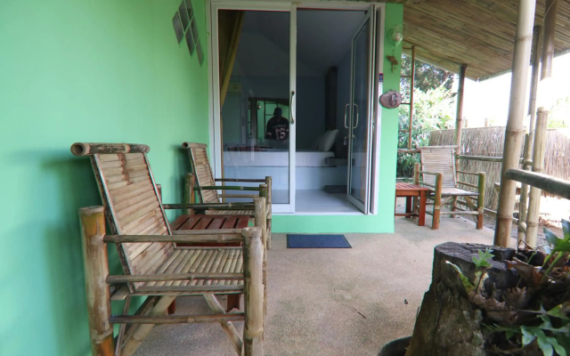 Angel Green Garden Bungalow