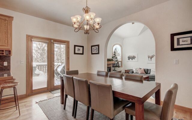 Fairview Estate - Home Among the Pines