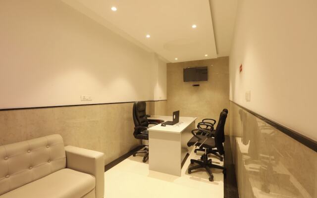 Hotel Arch Suites