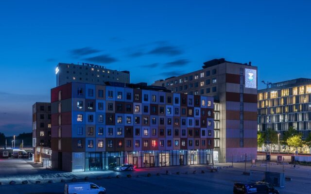 CABINN Apartments