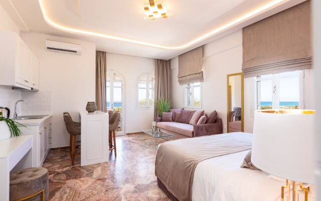 Pinelopi Beach Suites