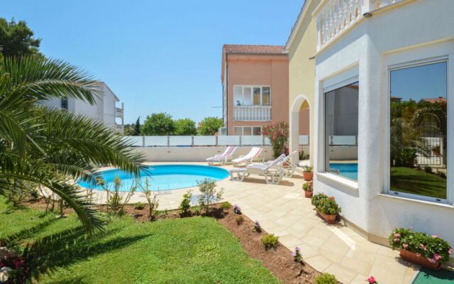 House Valdor Cervia