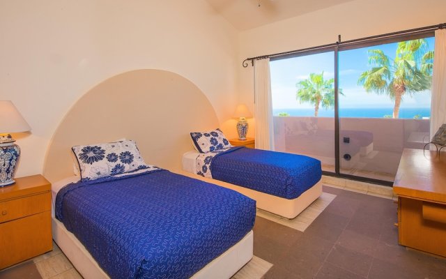 Gorgeous Ocean View Fits 17 Guests, Villa del Sol