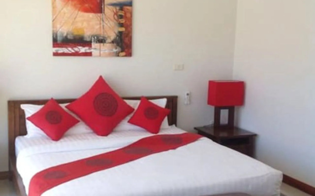 8 BR Quadruple Houses Choeng Mon Beach