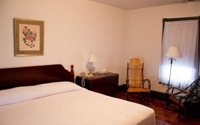 Golden Eagle Inn