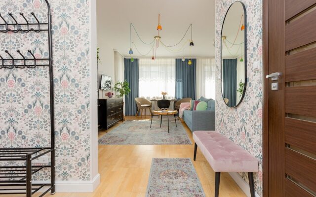 Apartment for 3 Guests Warsaw by Renters