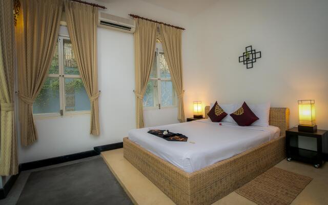 Frangipani Villa-90s Hotel