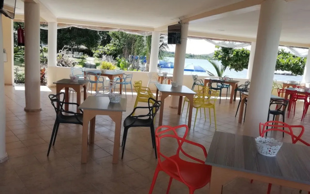 White Stone Beach Resort