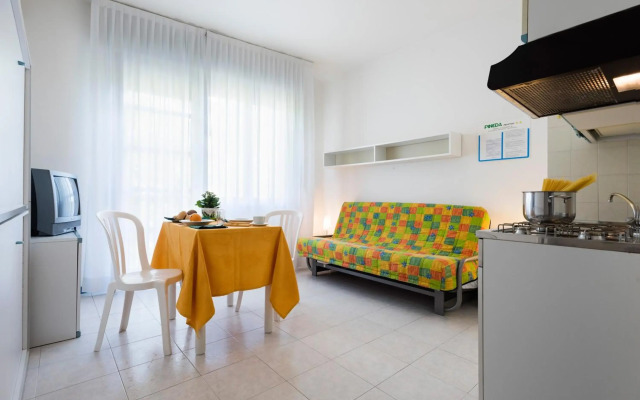 Pineda Aparthotel