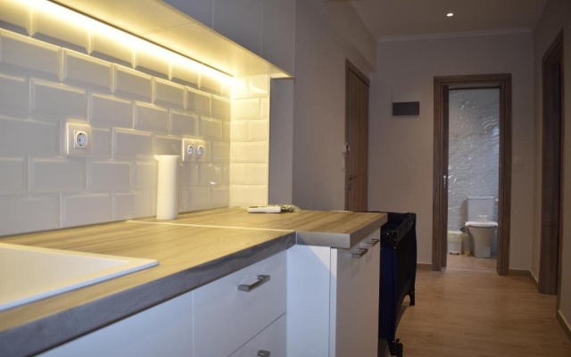 Sea view luxury apartment in Nea Kallikratia.