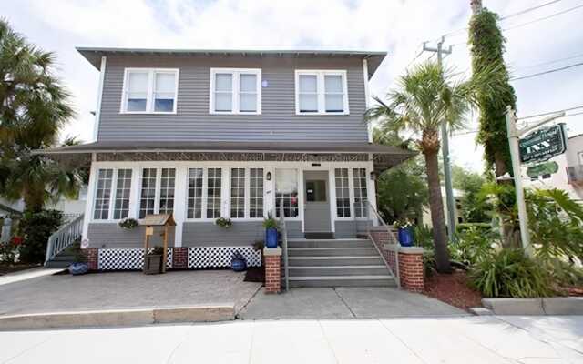 Carriage Way Centennial