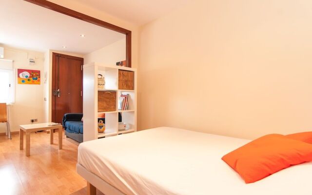 Montaber Apartments - Plaza España