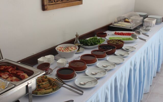 Oya Boutique Hotel & Suites