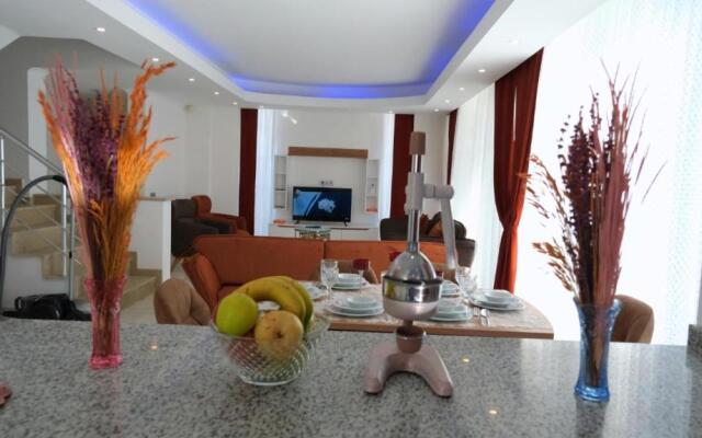 Crystal Water Deniz Saray Villa 1