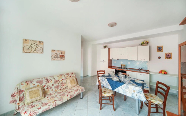 Awesome Apartment in La Maddalena With 1 Bedrooms