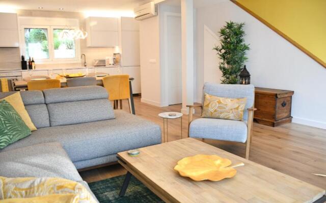 Yellow Jasper - Gemstone Getaway