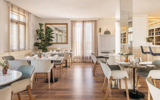 Gran Melia Fenix - The Leading Hotels of the World