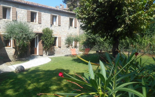 Agriturismo La Montecchia