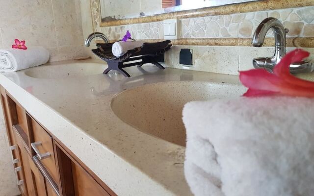 Andrea Villas & Suites