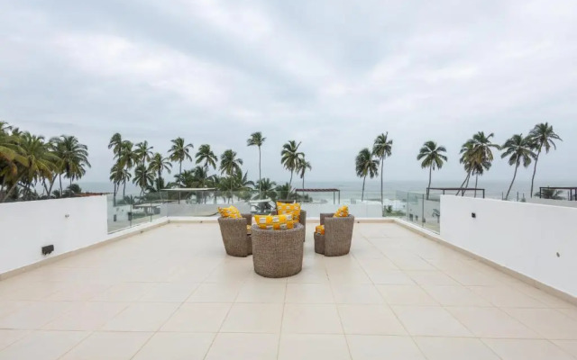 Tills No1 Beach Hotel