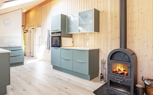 12 Person Holiday Home in Rodby-by Traum