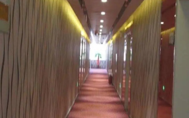 Thank Inn Plus Hotel Shandong Jining Zoucheng Red Star Macalline