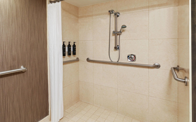 Courtland Grand Hotel, Trademark Collection by Wyndham