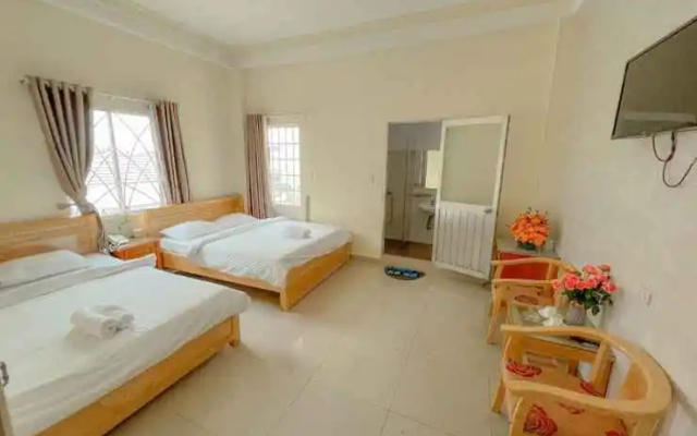 Hoa Lan Hotel – Guest Rooms – Da Lat
