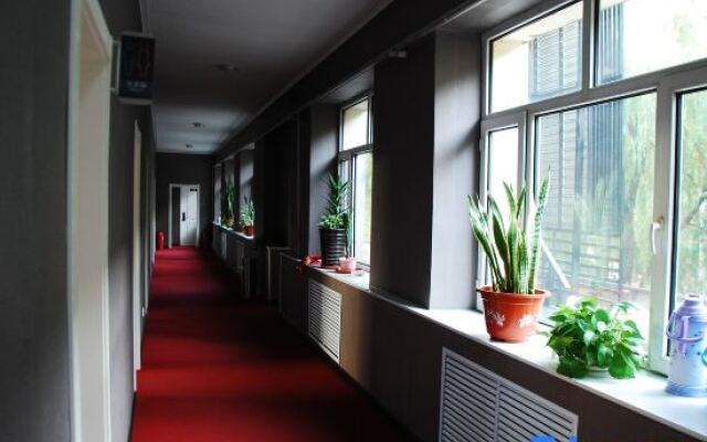 Zhaodong Fule Express Hotel