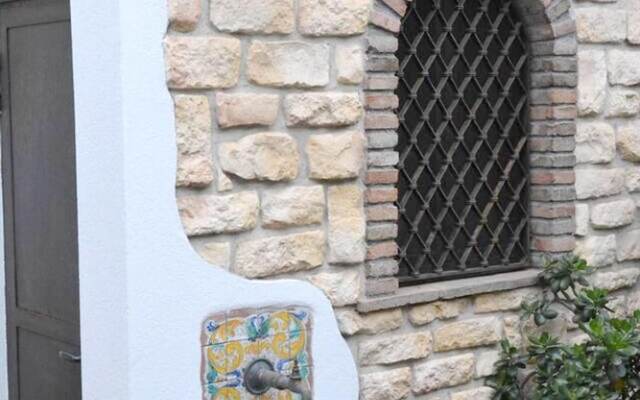 House With 2 Bedrooms In Riposto With Enclosed Garden